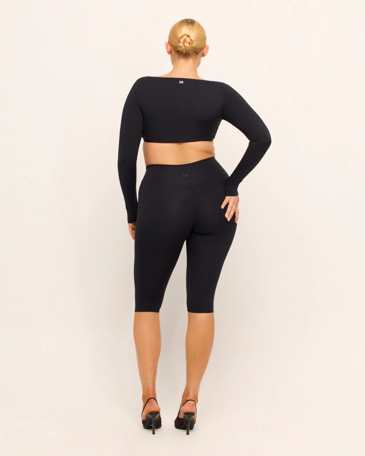 Form Contour Long Sleeve Crop | Black - Image 7