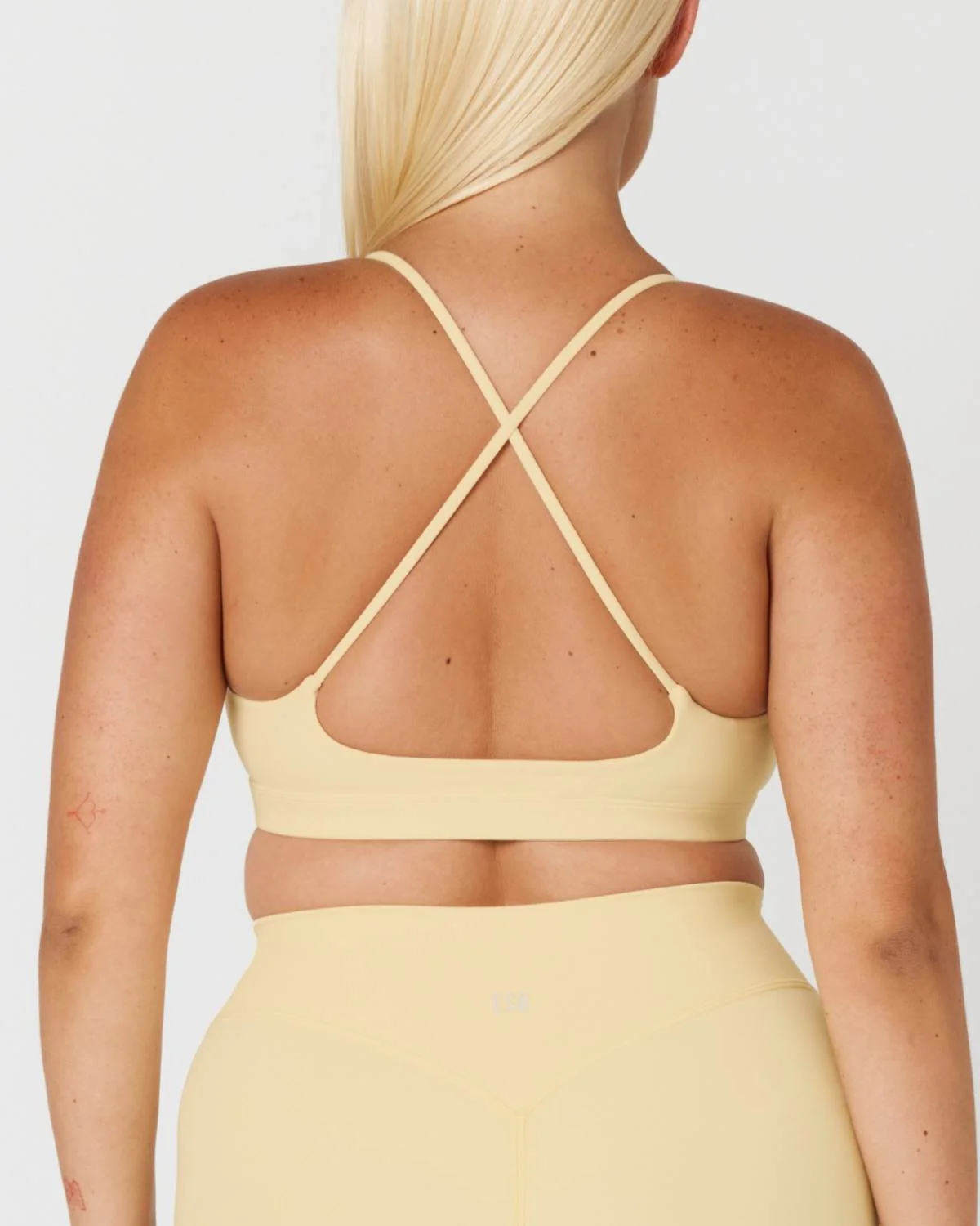 Form Gia Crop | Butter - Image 2