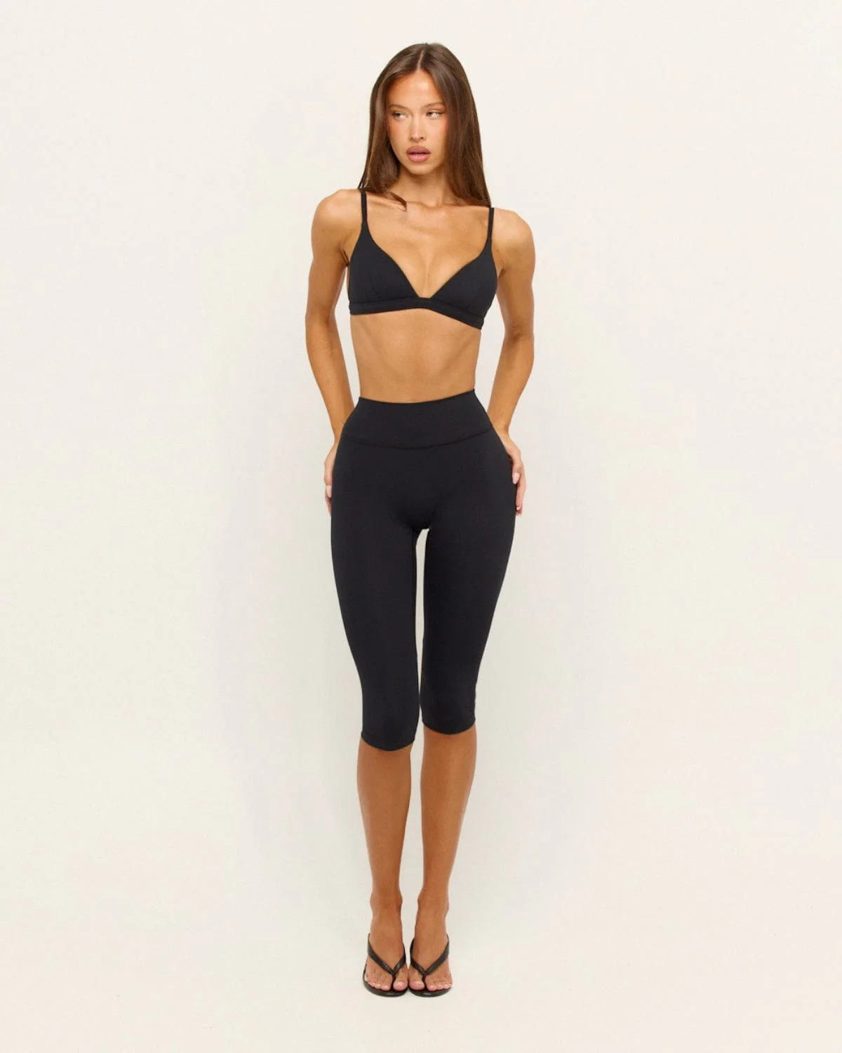 Form Bra Crop | Black - Image 5
