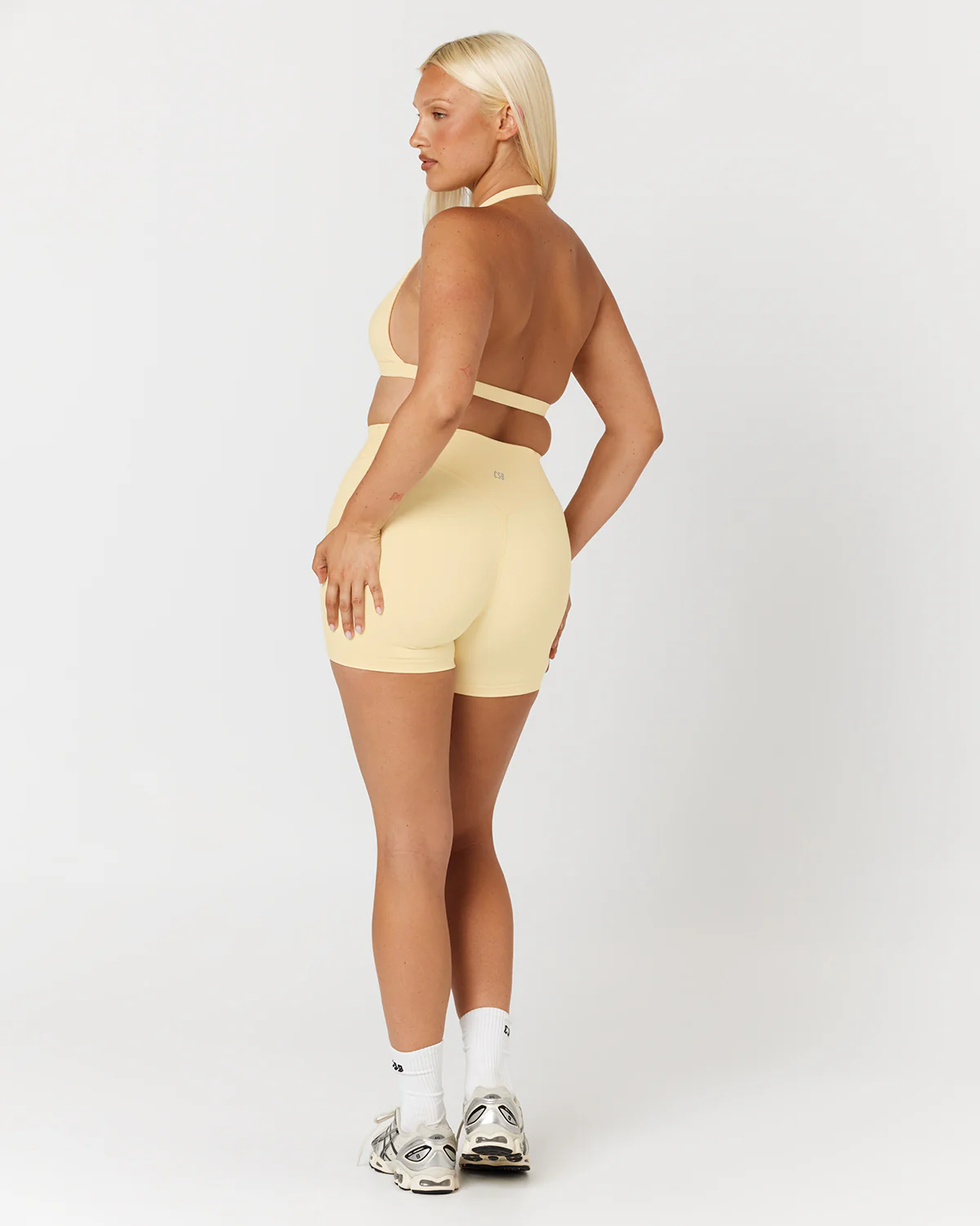 Form Invisible Scrunch Shorts 5" | Butter - Image 7