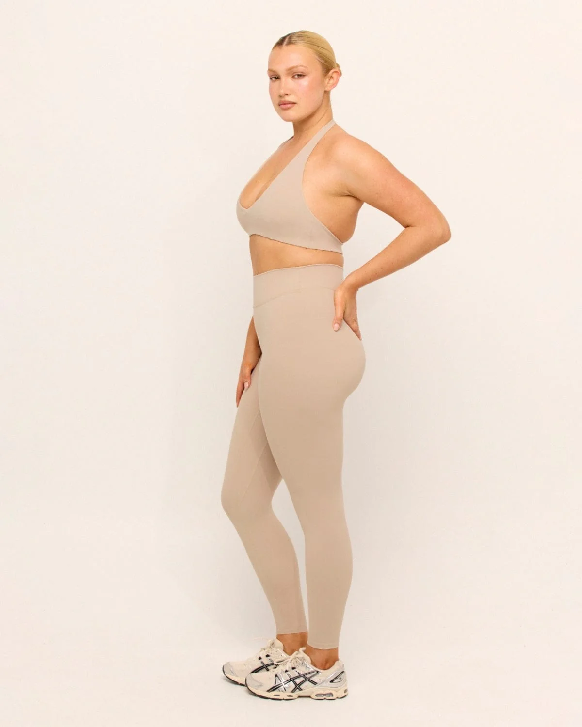 Form Invisible Scrunch Leggings | Fawn - Image 7