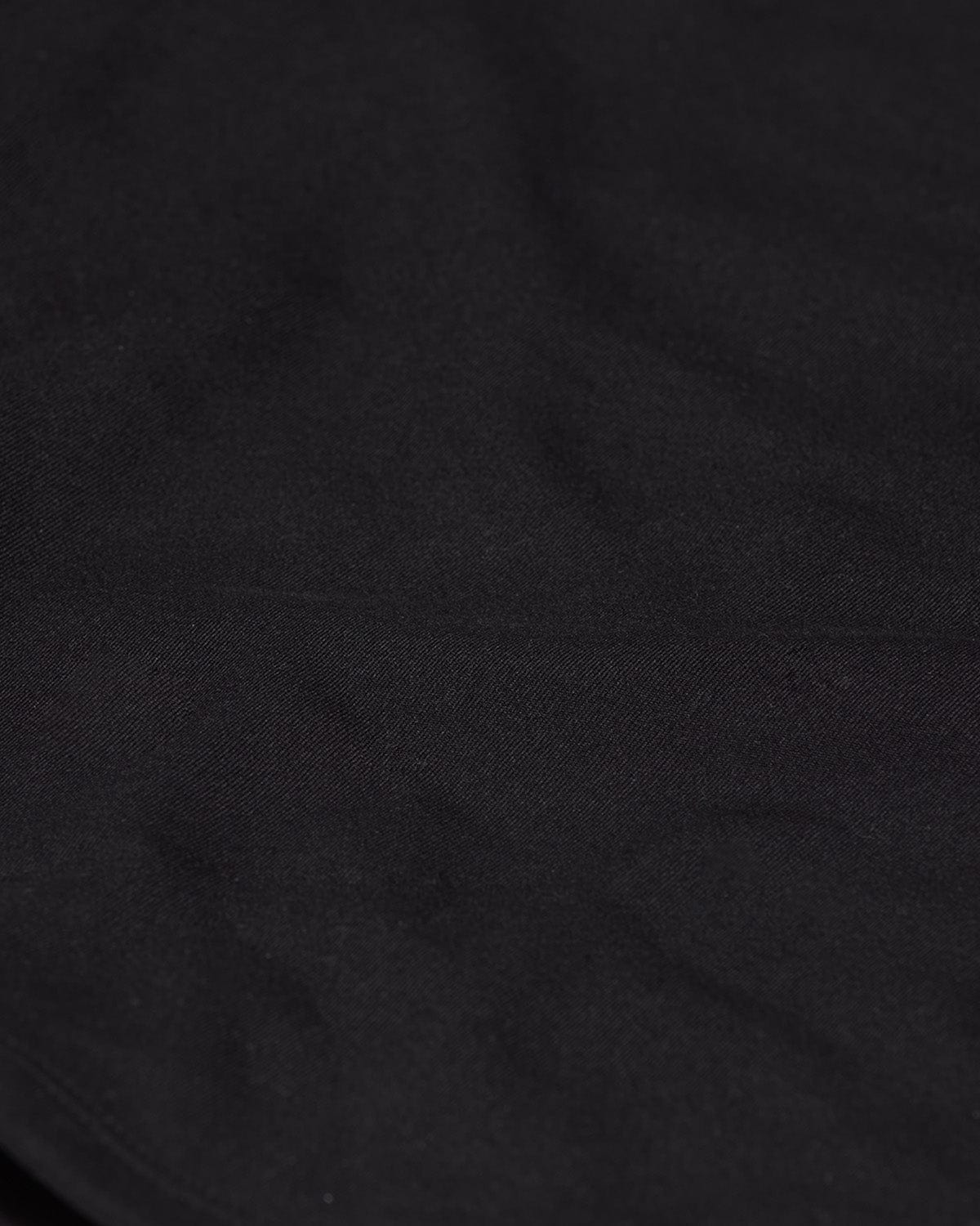 Form Invisible Scrunch Shorts 4" | Black - Image 11