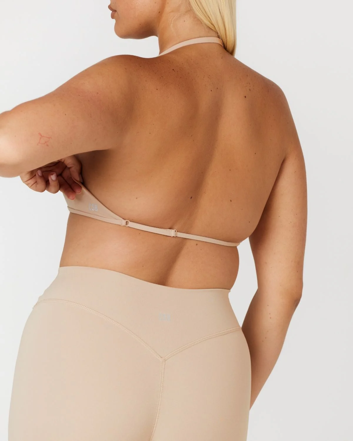 Form Micro Halter V Crop | Fawn - Image 2