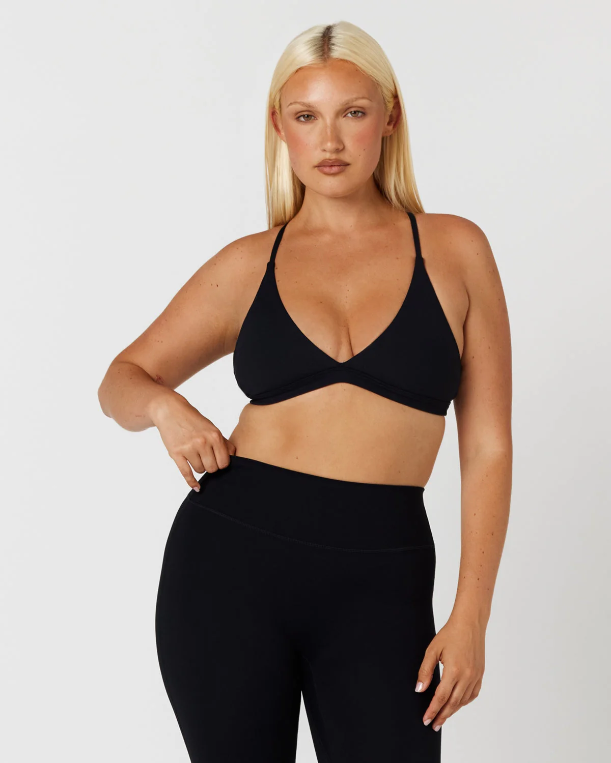 Form Noa Crop | Black - Image 4