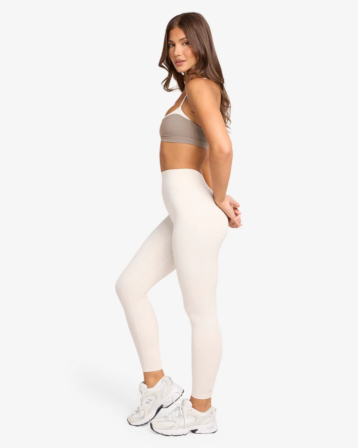 Form V Waist Leggings | Vanilla - Image 3