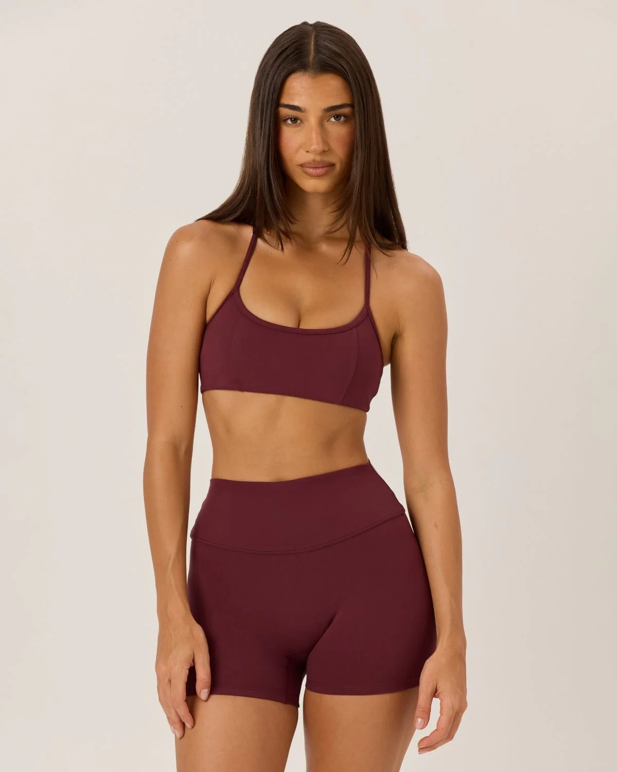Serenity Invisible Scrunch Shorts 4" | Burgundy - Image 3