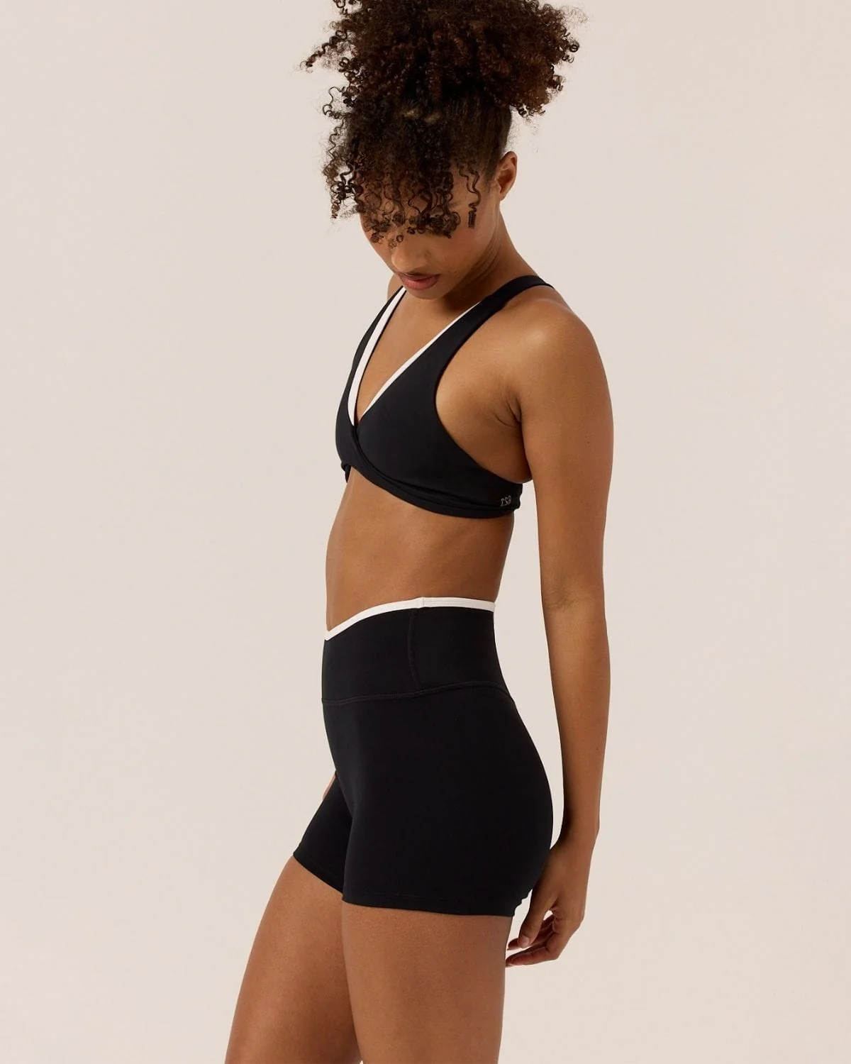 Serenity Dip Shorts 4" | Two Tone - Image 4