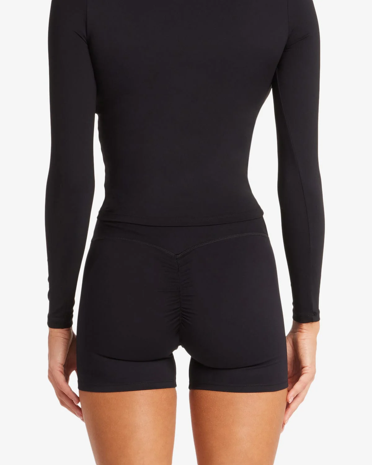 Serenity Scrunch Shorts 4" | Black - Image 13