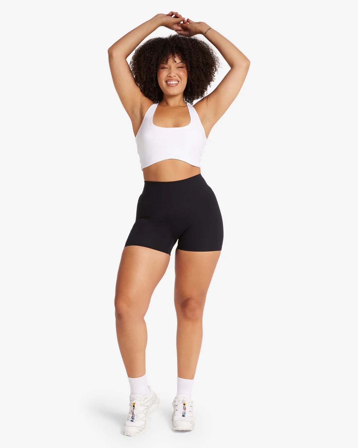 Serenity Scrunch Shorts 4" | Black - Image 9